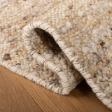Safavieh Natura 4'-0" x 6'-0" Rug in Beige