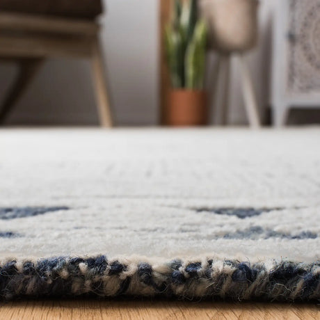 Safavieh Abstract 5'-0" x 8'-0" Rug in Ivory / Navy