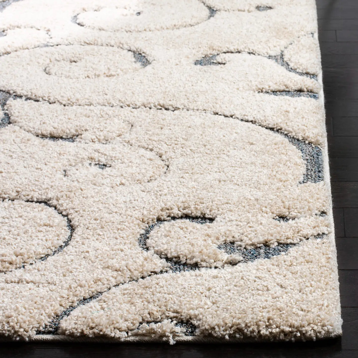 Safavieh Florida Shag 5'-3" x 7'-6" Rug in Beige / Blue Grey