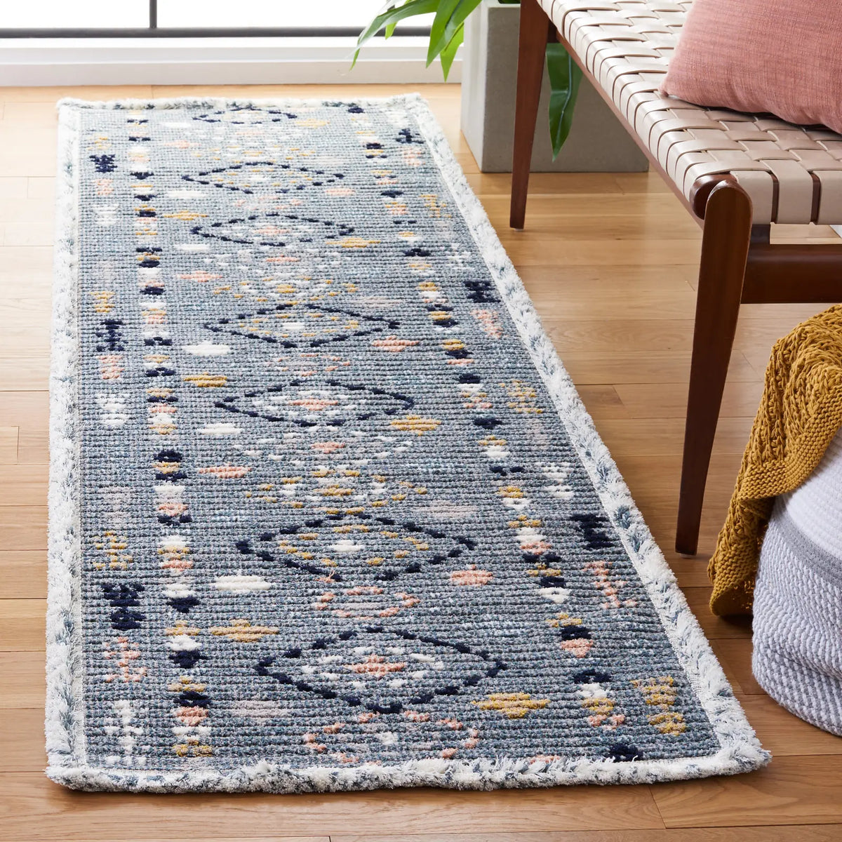 Safavieh Marrakesh 2'-2" x 8'-0" Rug in Grey / Multi