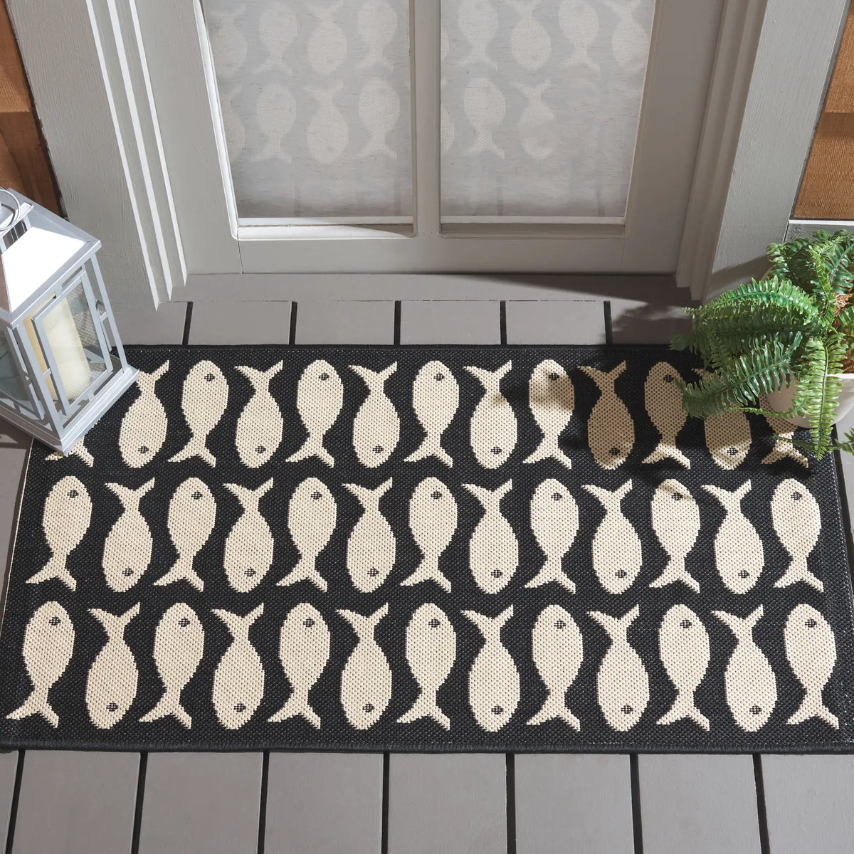 Safavieh Courtyard 2'-0" x 3'-7" Rug in Black / Beige