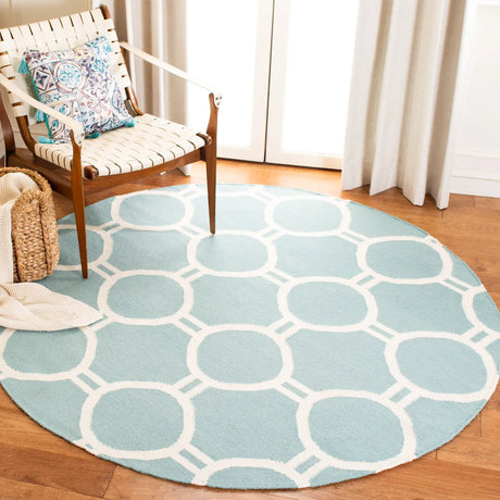 Safavieh Dhurries 6'-0" x 6'-0" Rug in Light Blue / Ivory