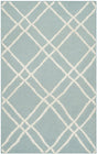 Safavieh Dhurries 2'-6" x 4'-0" Rug in Light Blue / Ivory