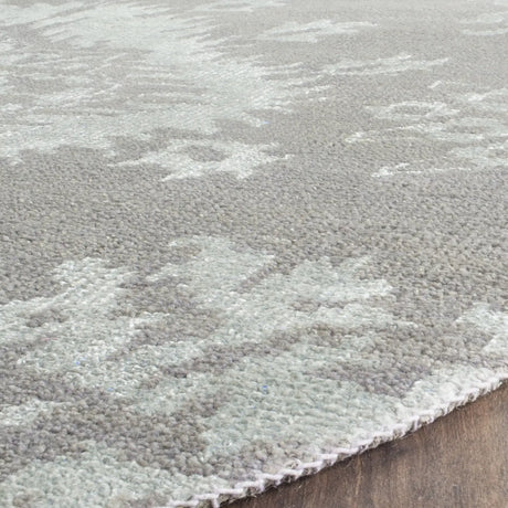 Safavieh Stone Wash 6'-0" x 6'-0" Rug in Grey