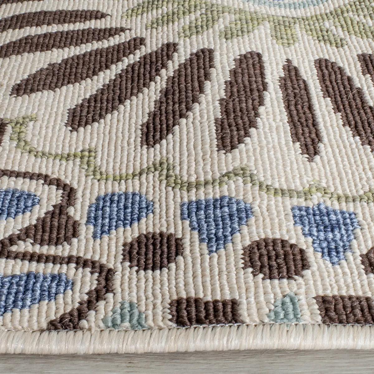Safavieh Veranda 2'-3" x 10'-0" Rug in Cream / Blue