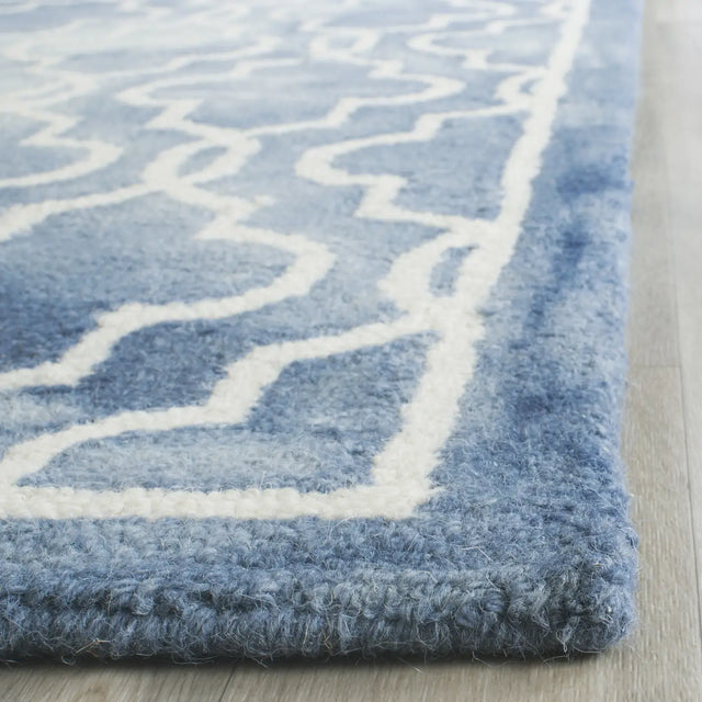 Safavieh Dip Dye 2'-3" x 6'-0" Rug in Blue / Ivory