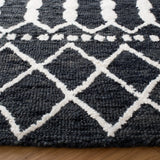 Safavieh Blossom 6'-0" x 6'-0" Rug in Black / Ivory