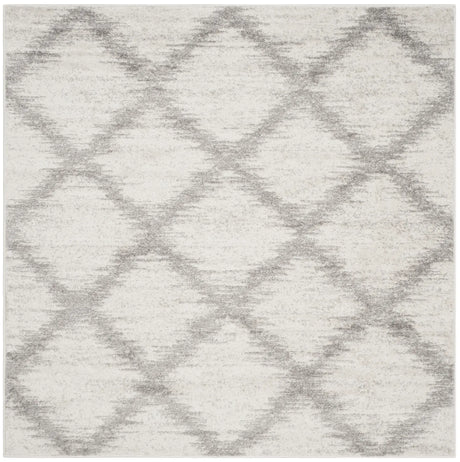 Safavieh Adirondack 6'-0" x 6'-0" Rug in Ivory / Silver