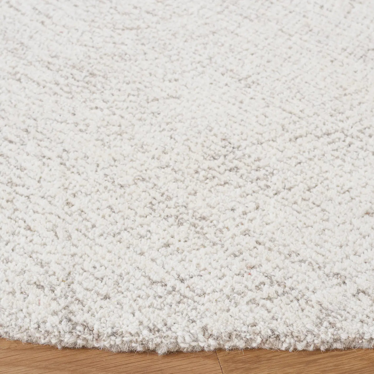 Safavieh Metro 6'-0" x 6'-0" Rug in Natural / Ivory