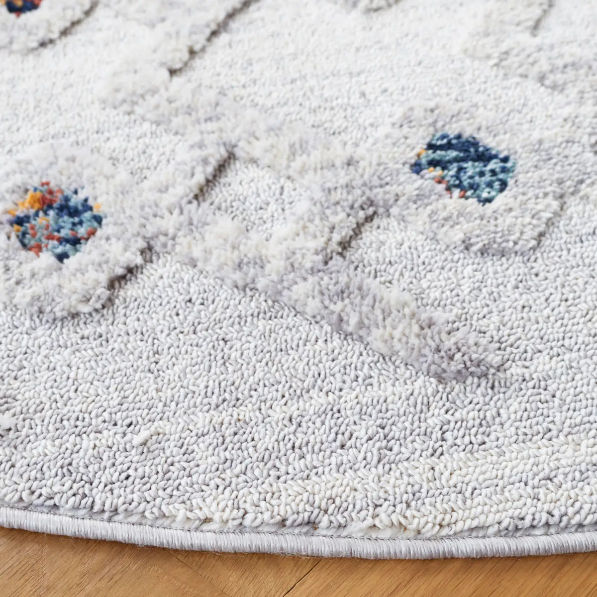 Safavieh Marrakesh 6'-7" x 6'-7" Rug in Grey / Light Grey