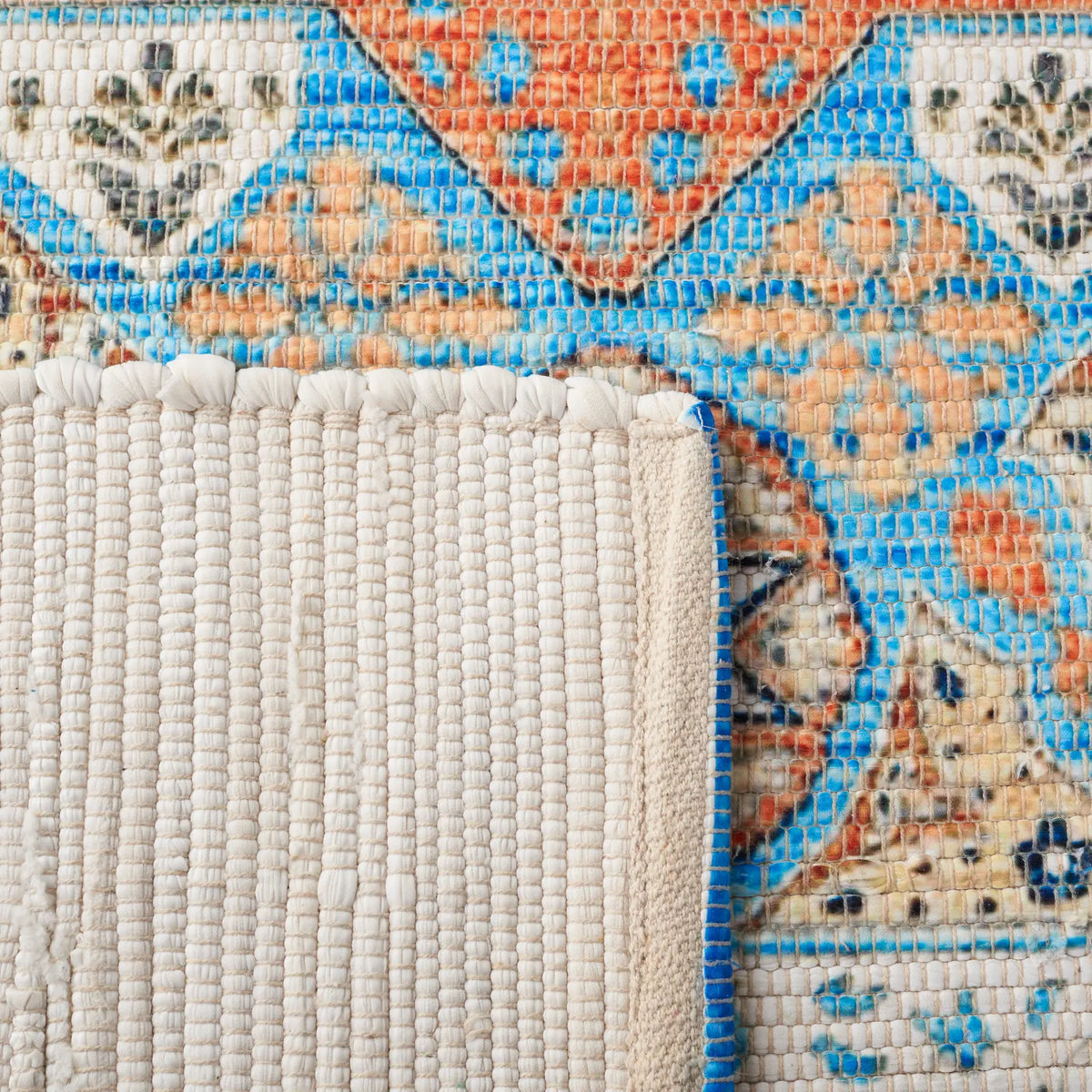 Safavieh Saffron 4'-0" x 6'-0" Rug in Orange / Blue
