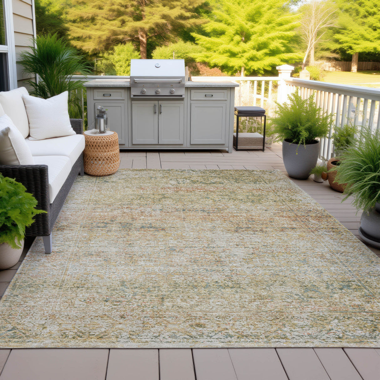 Addison Chantille ACN2103 Global Machine Made Traditional Gold Rug