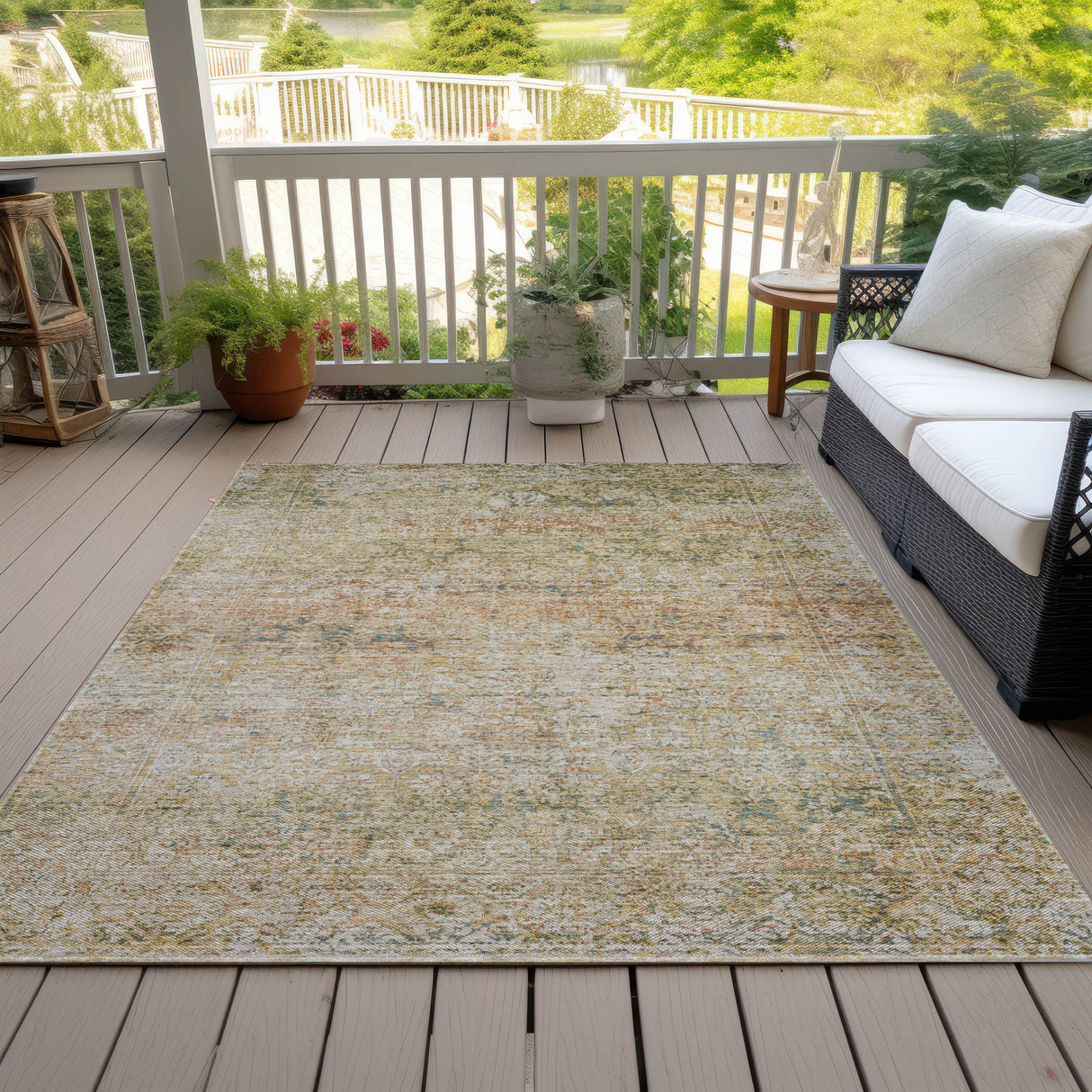 Addison Chantille ACN2103 Global Machine Made Traditional Gold Rug