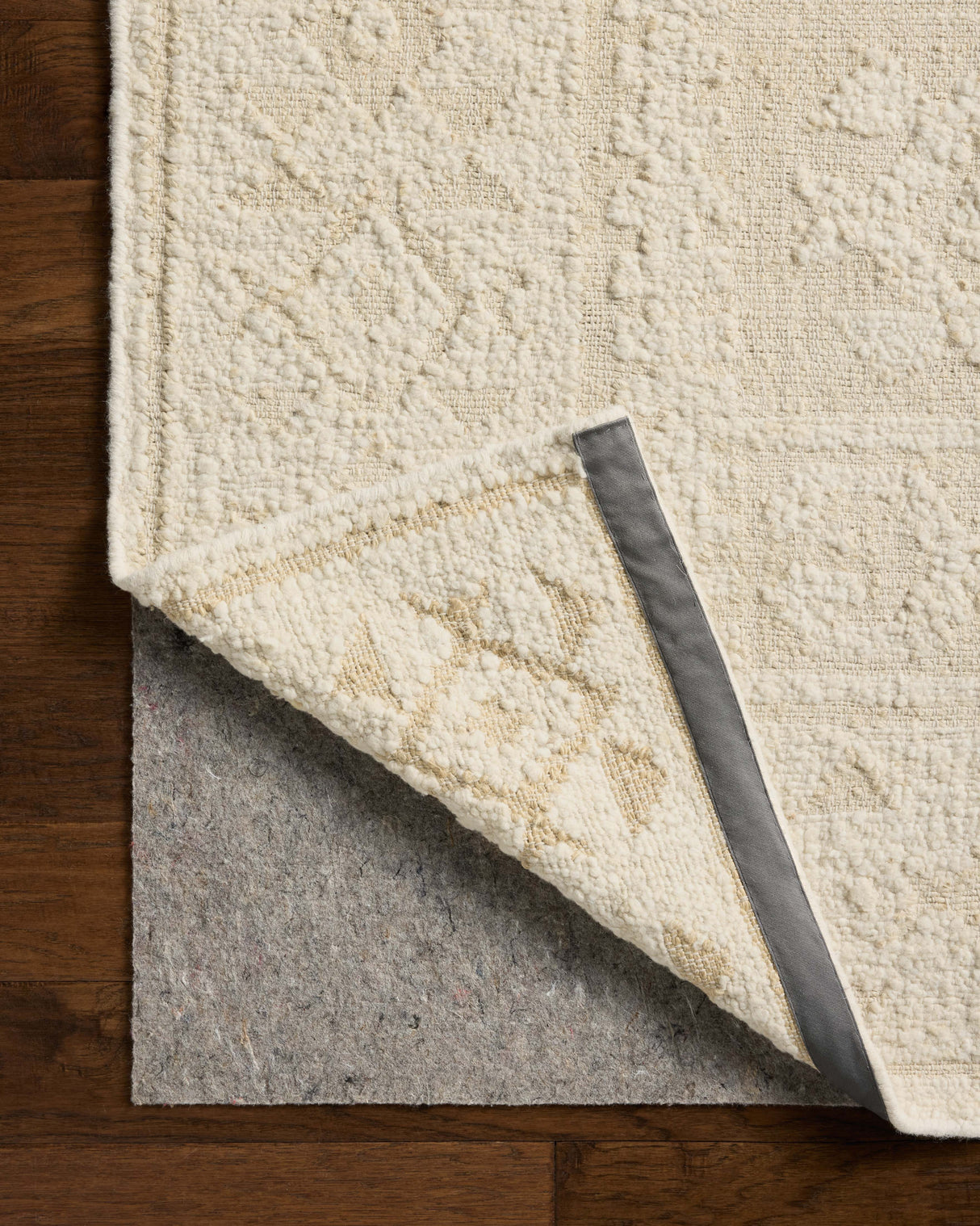 Loloi Alara ALR-01 Traditional Hand Woven Ivory, Natural Rug
