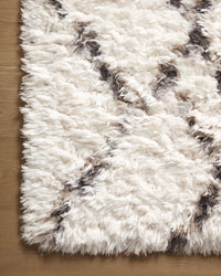 Angela Rose x Loloi Amira Ami-02 Ivory/Bark Area Rug