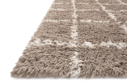 Angela Rose x Loloi Amira Ami-04 Khaki/Ivory Area Rug