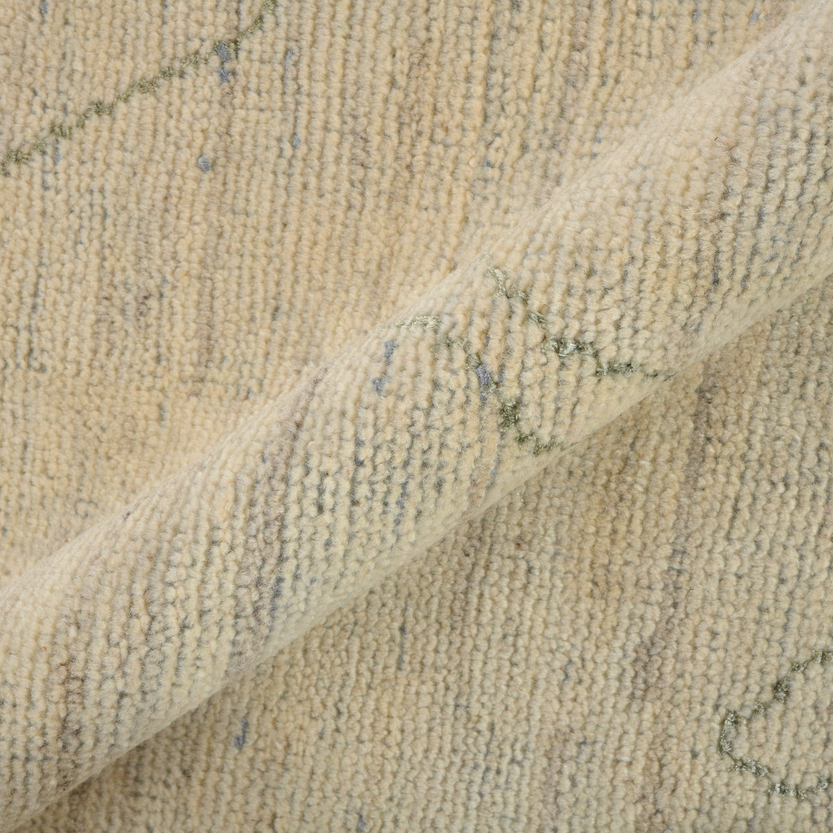 Amer Anna ANN-8 Ivory area rug - color swatch view