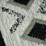 Amer Artifacts ARI-4 Ivory area rug - close-up view