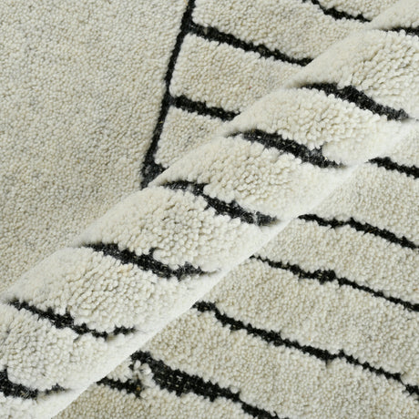 Amer Arlington ARL-3 Ivory area rug - color swatch view