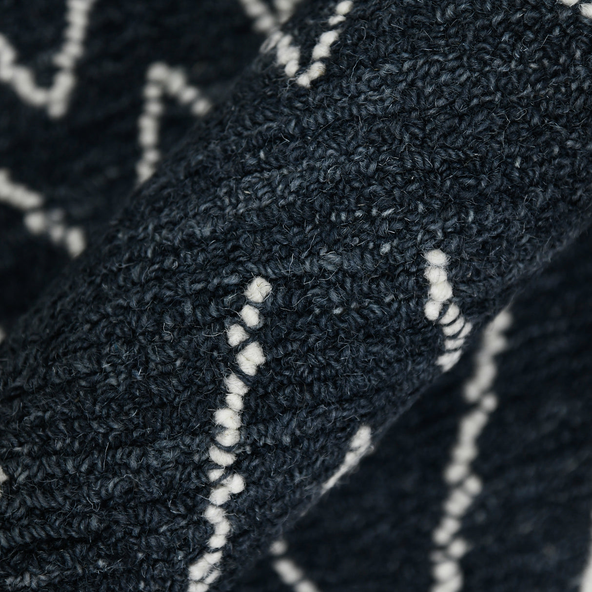 Amer Berlin Farmhouse Geometric Hand-Hooked Charcoal/White Area Rug