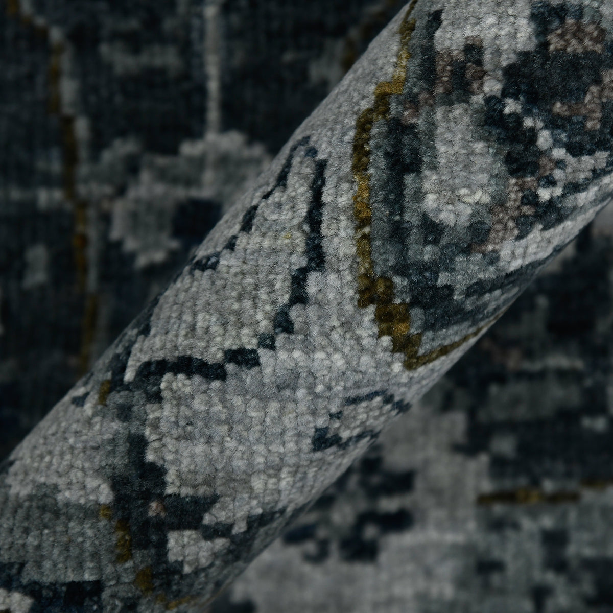 Amer Bristol BRS-31 Charcoal Gray area rug - color swatch view