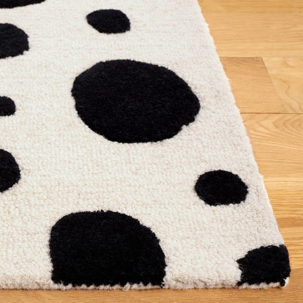 Safavieh Cambridge Cam147B Ivory/Black Rug.