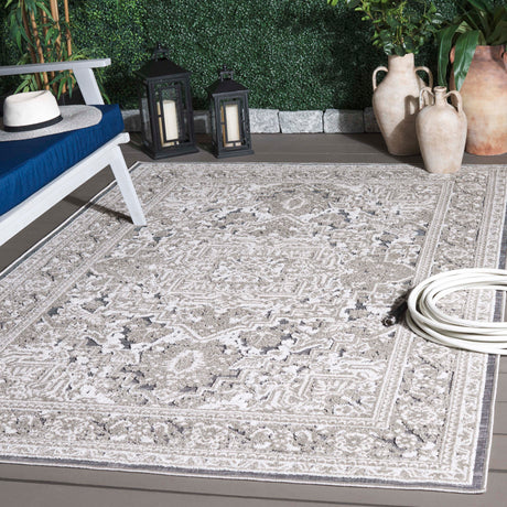 Safavieh Cabana Cbn636F Grey/Ivory Rug.