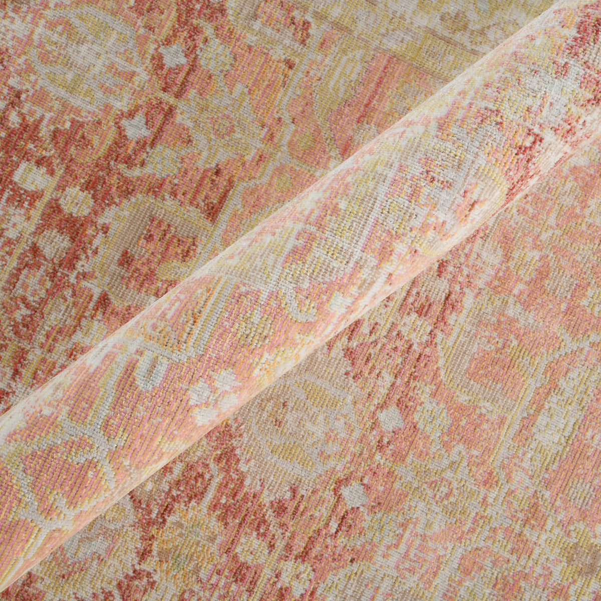 Amer Century CEN-8 Salmon Pink / Ivory area rug - color swatch view