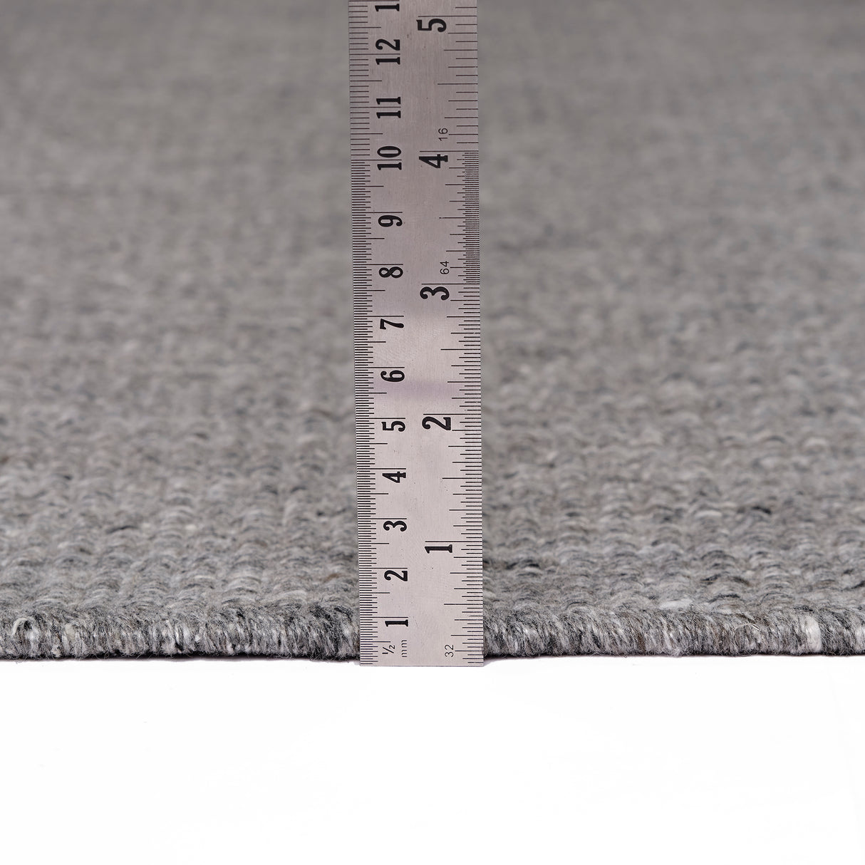 Dalyn Chambal CH1 Hand Loomed Casual Gray Rug