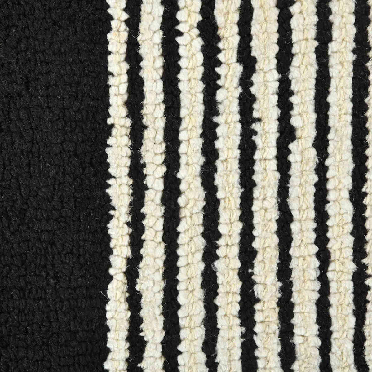 Amer Chicago CHI-6 Ebony area rug - color swatch view