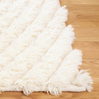 Safavieh Casablanca Csb498A Ivory Area Rug