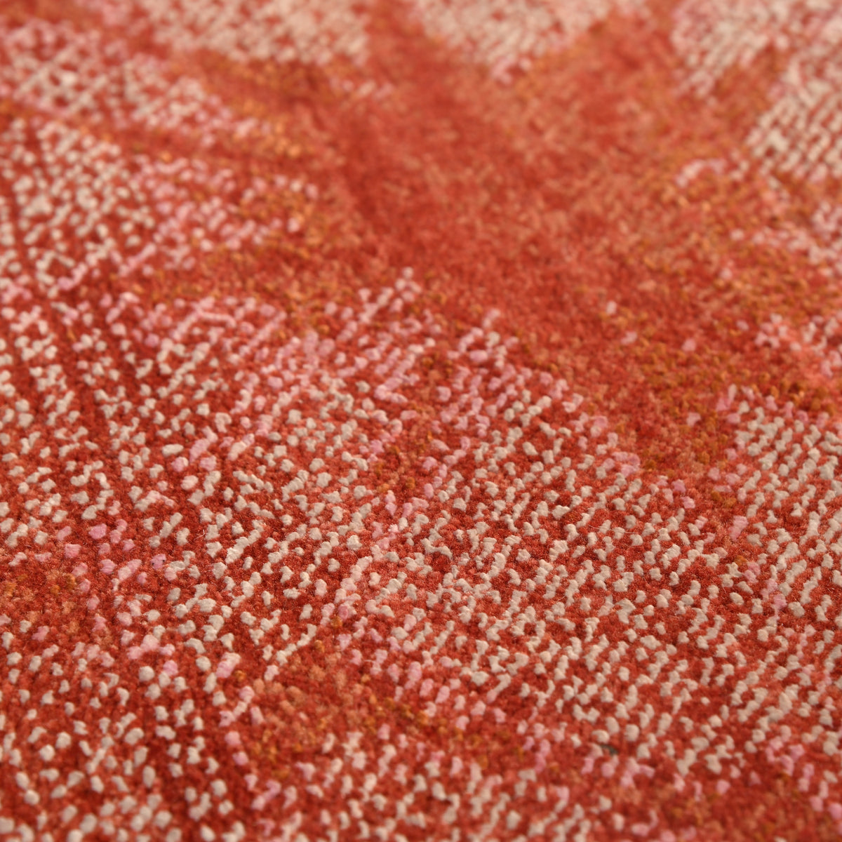 Amer Dazzle DAZ-96 Fire Brick area rug - close-up view
