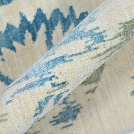 Amer Dazzle DAZ-3 Ivory area rug - color swatch view