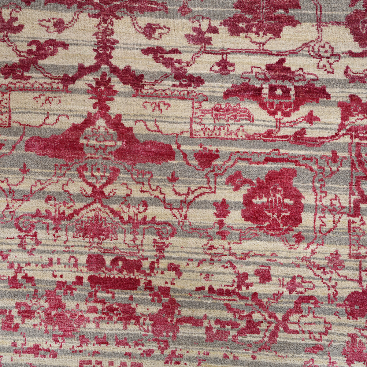 Amer Dazzle DQ(HS)-41A White Ivory / Strawberry area rug - color swatch view