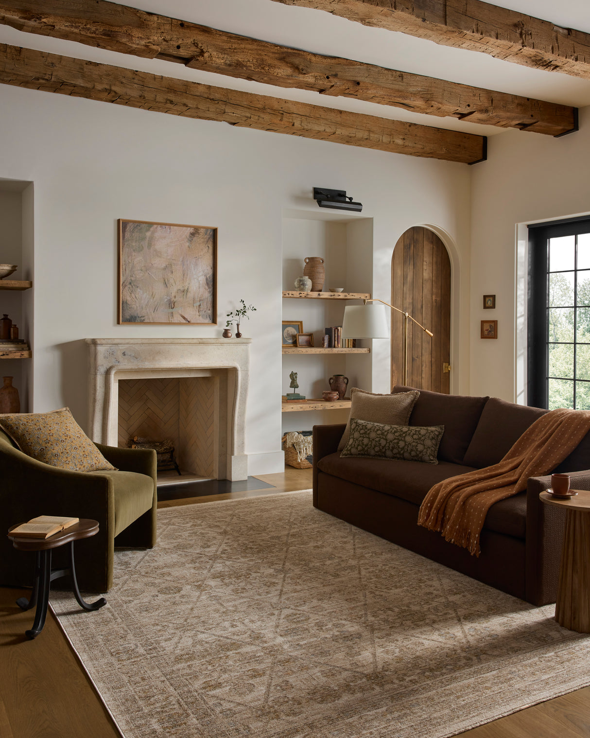 Loloi Elora ELR-01 Traditional Power Loomed Ivory, Multi Rug
