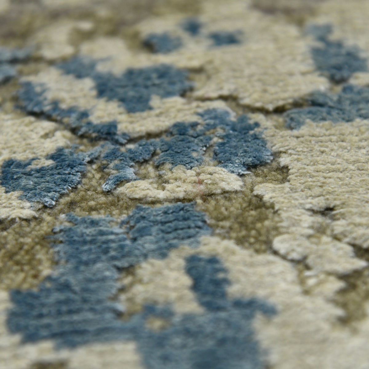 Amer Essence ESS-2 Blue area rug - close-up view