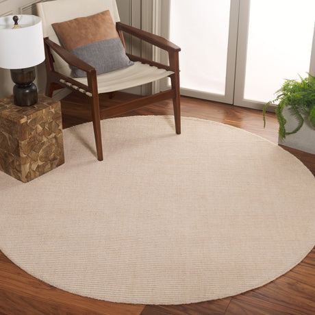 Safavieh Himalaya Him251A Ivory Rug.