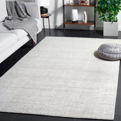 Safavieh Himalaya Him251G Light Grey Rug.