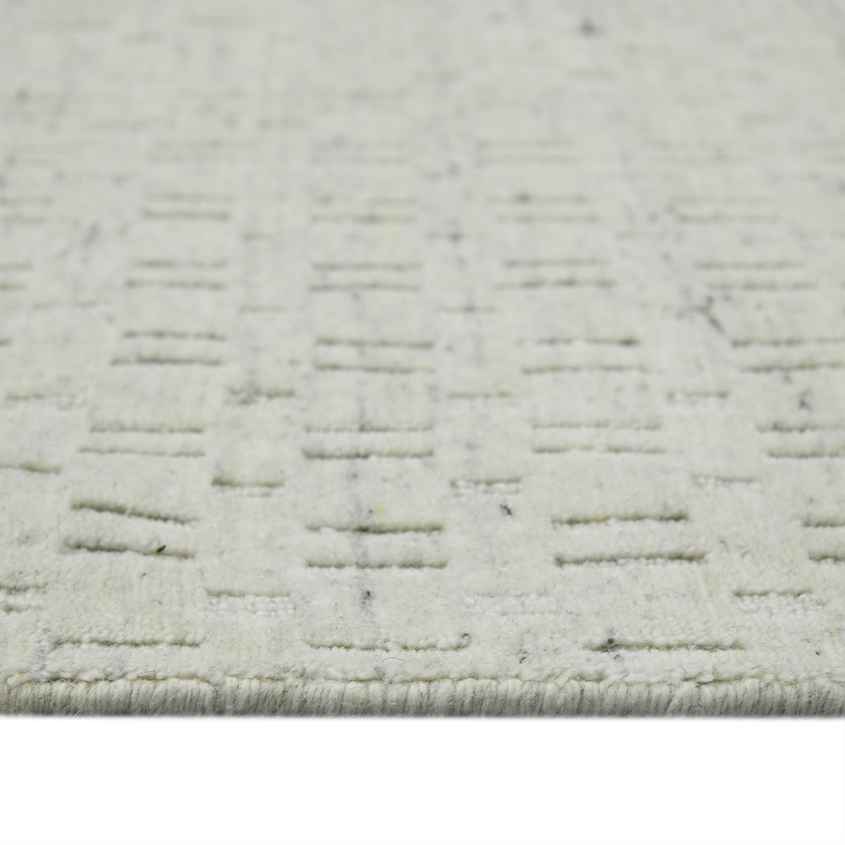 Amer Houston HOU-1 Natural White area rug - profile view