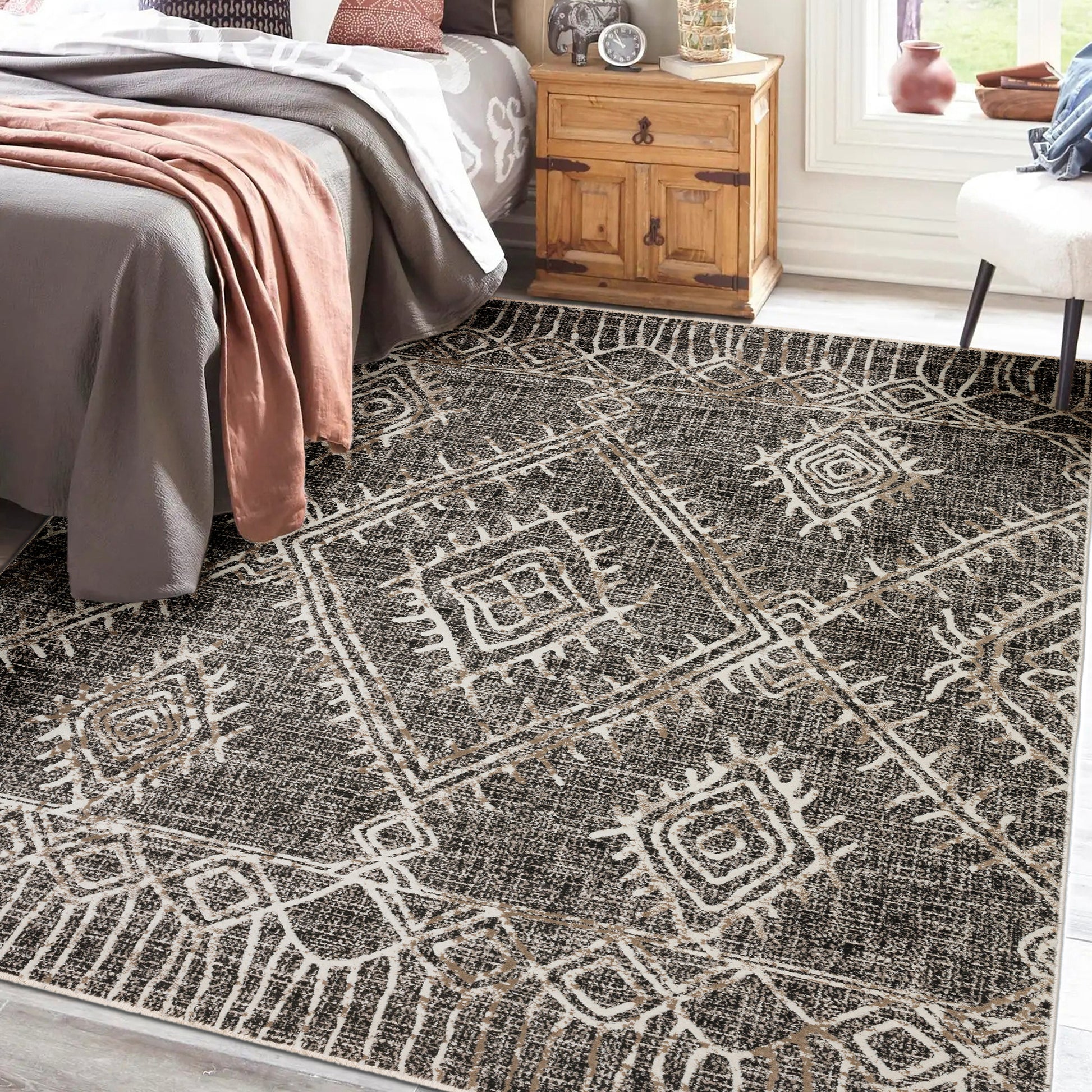 Dalyn Izmir Iz1 Midnight Area Rug