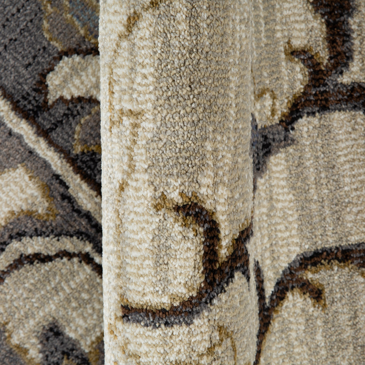 Amer Jordan JOR-10 Ivory / Blue area rug - color swatch view