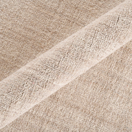 Amer Laurel LAU-7 Champagne area rug - color swatch view