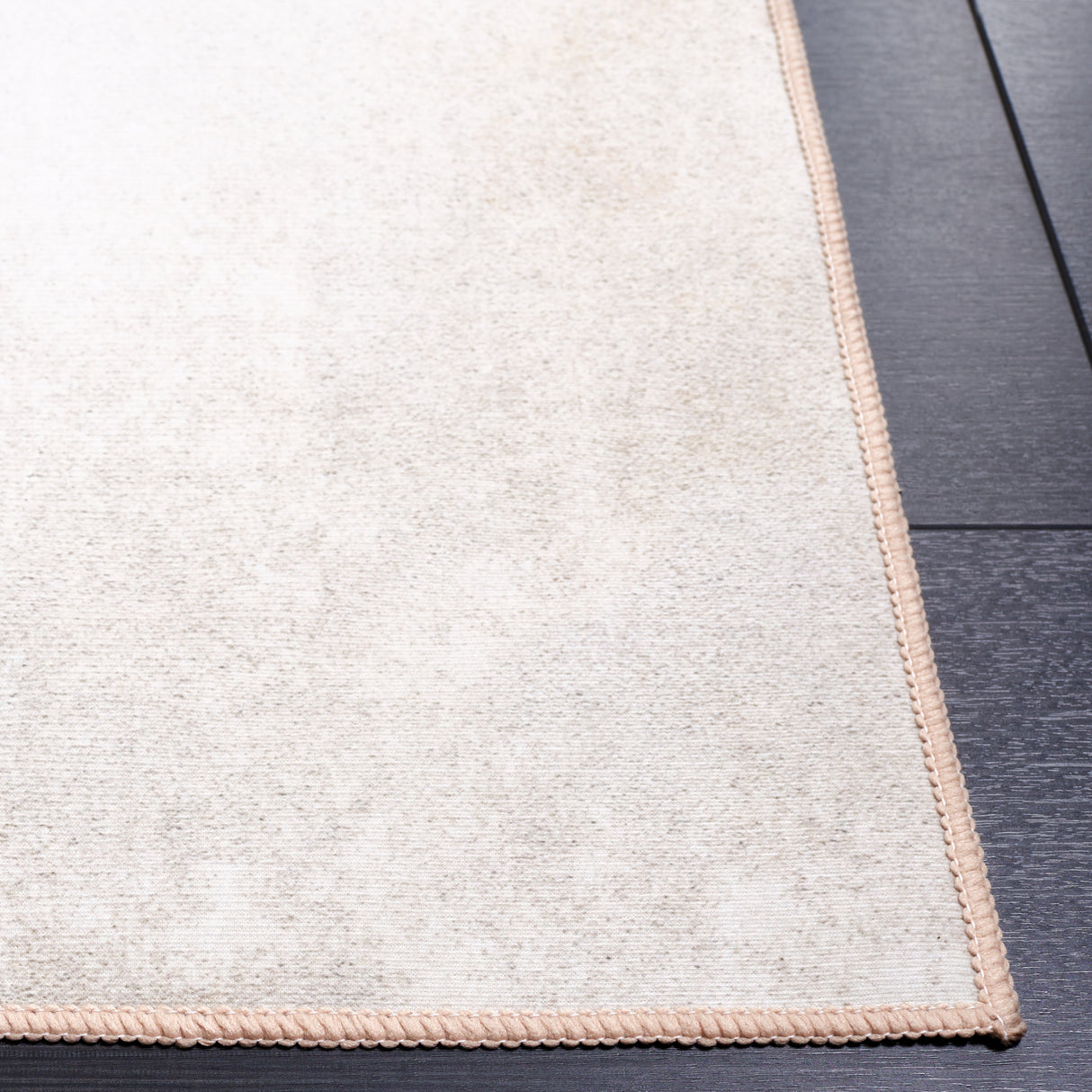 Safavieh Malibu Mbu807B Beige/Gold Rug.