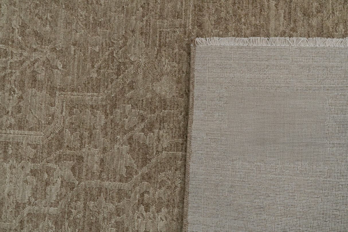 Dynamic Rugs Meadow 17973 Power Loomed Transitional Gold/Beige Rug