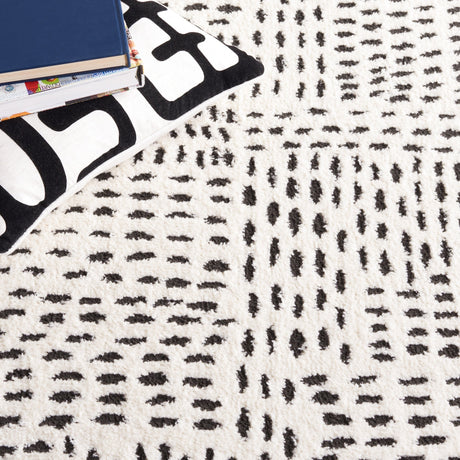 Safavieh Melody Mel132A Ivory/Black Rug.