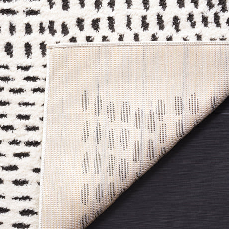 Safavieh Melody Mel132A Ivory/Black Rug.