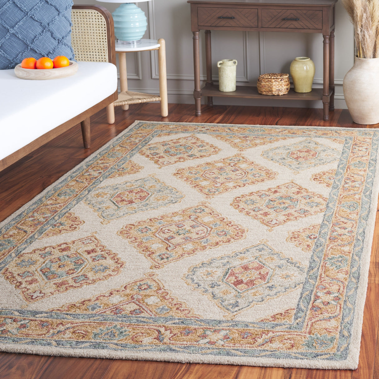 Safavieh Metro Met378B Beige/Rust Rug.