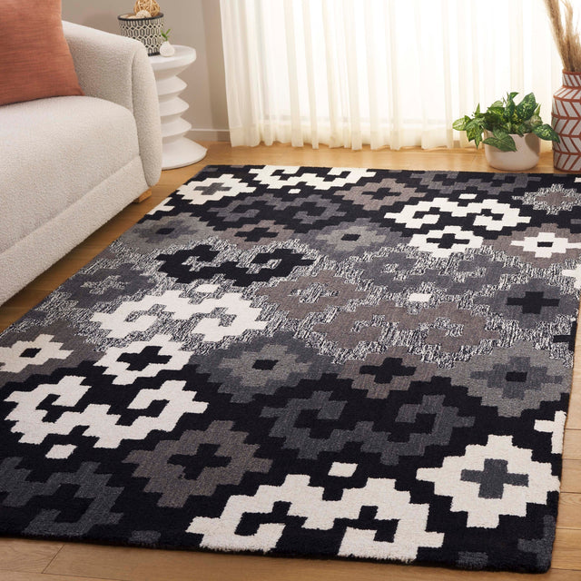 Safavieh Metro Met380Z Black/Ivory Rug.