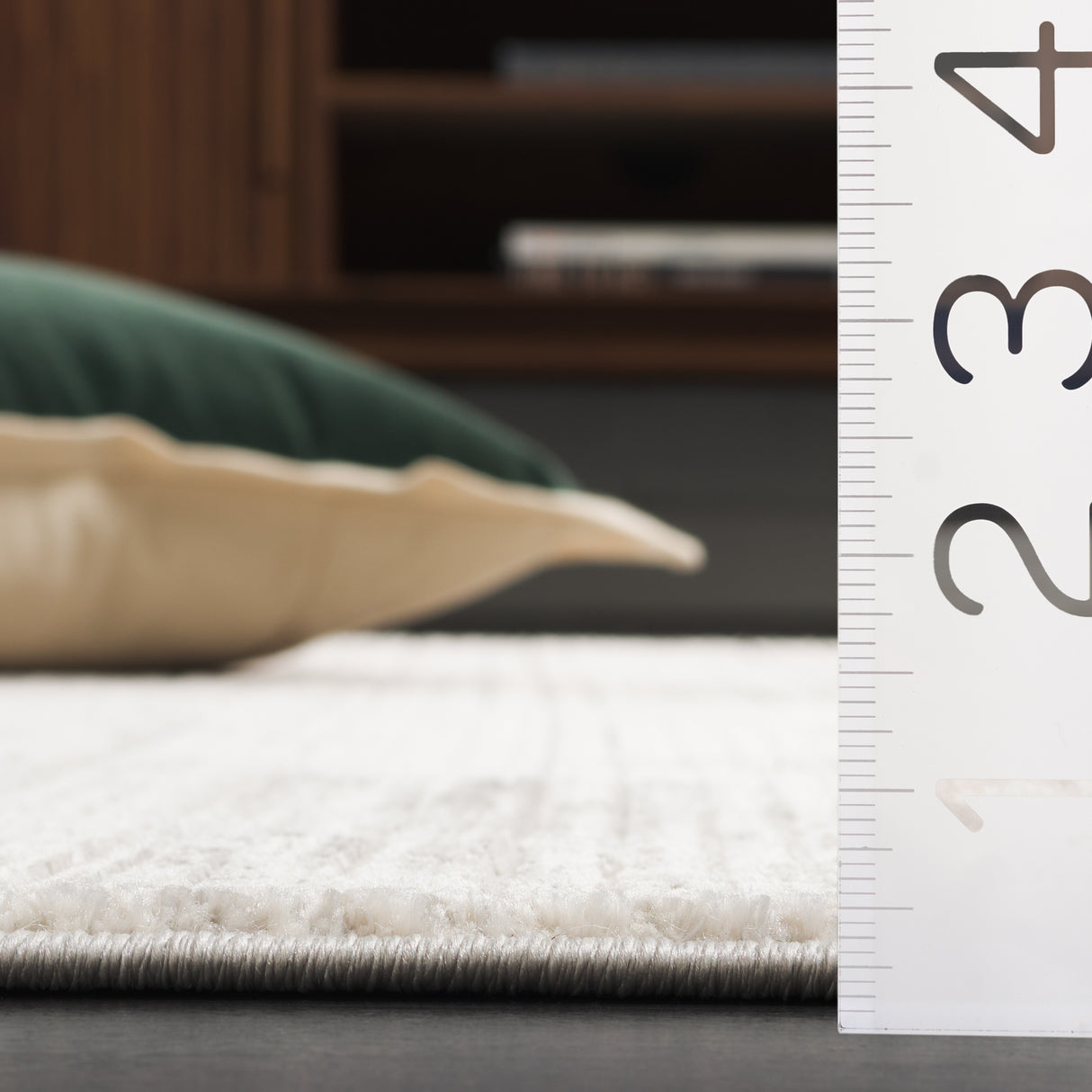 Safavieh Mila Mil224F Grey/Ivory Rug.