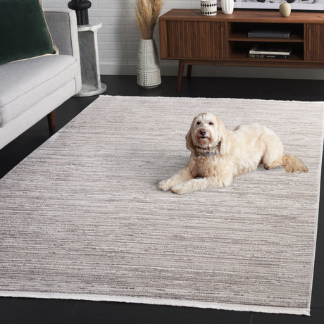 Safavieh Mila Mil224F Grey/Ivory Rug.